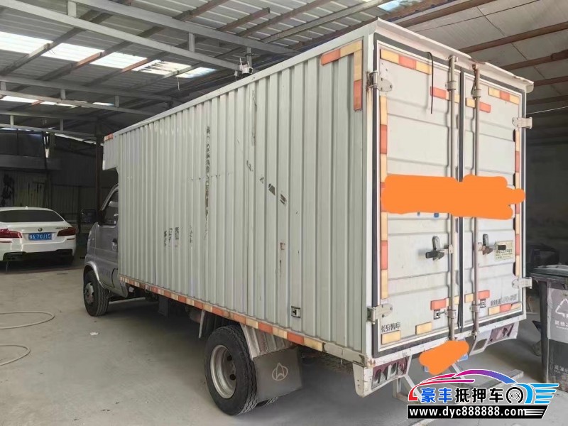 20年长安神祺F30轿车抵押车出售