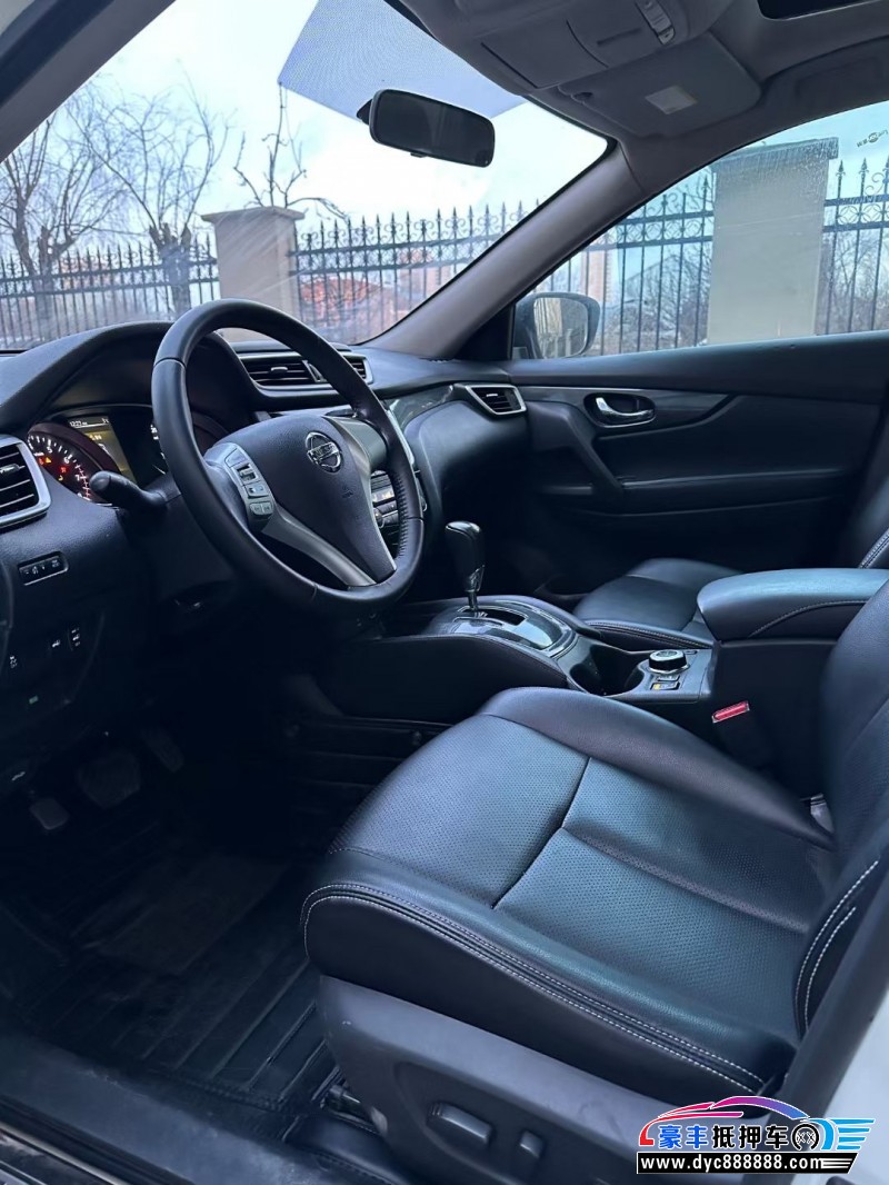 15年日产奇骏轿车抵押车出售