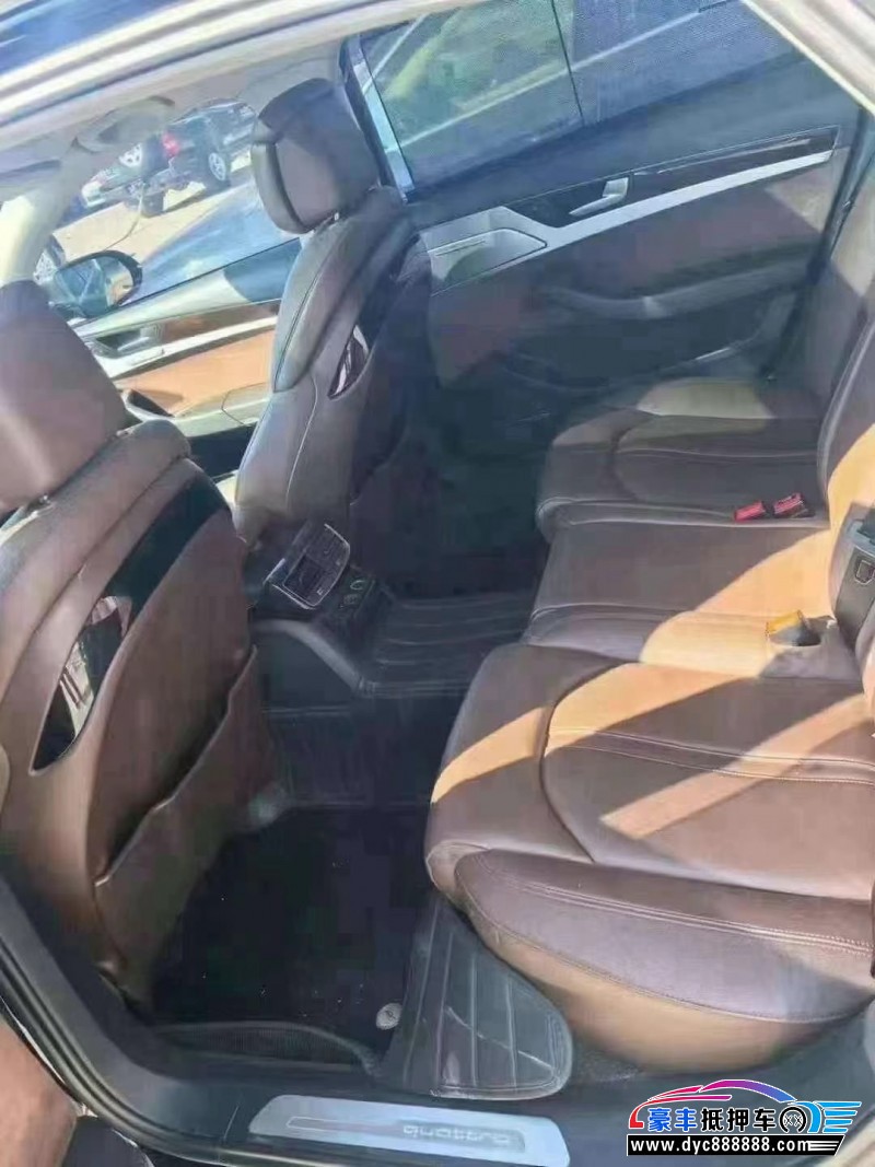 17年奥迪A8L轿车抵押车出售