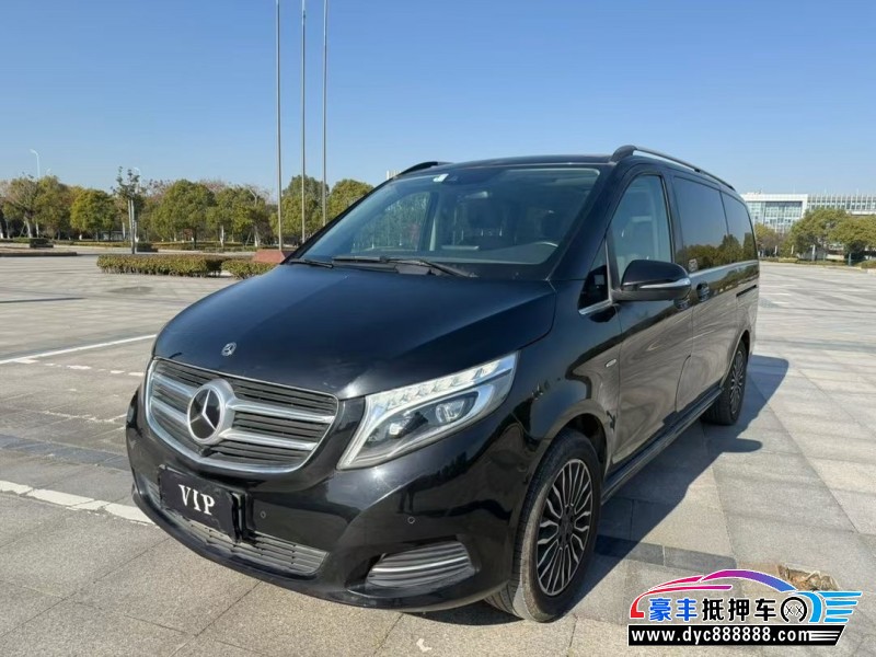 17年奔驰V轿车抵押车出售