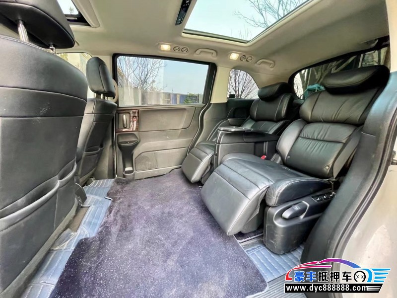 18年本田艾力绅轿车抵押车出售