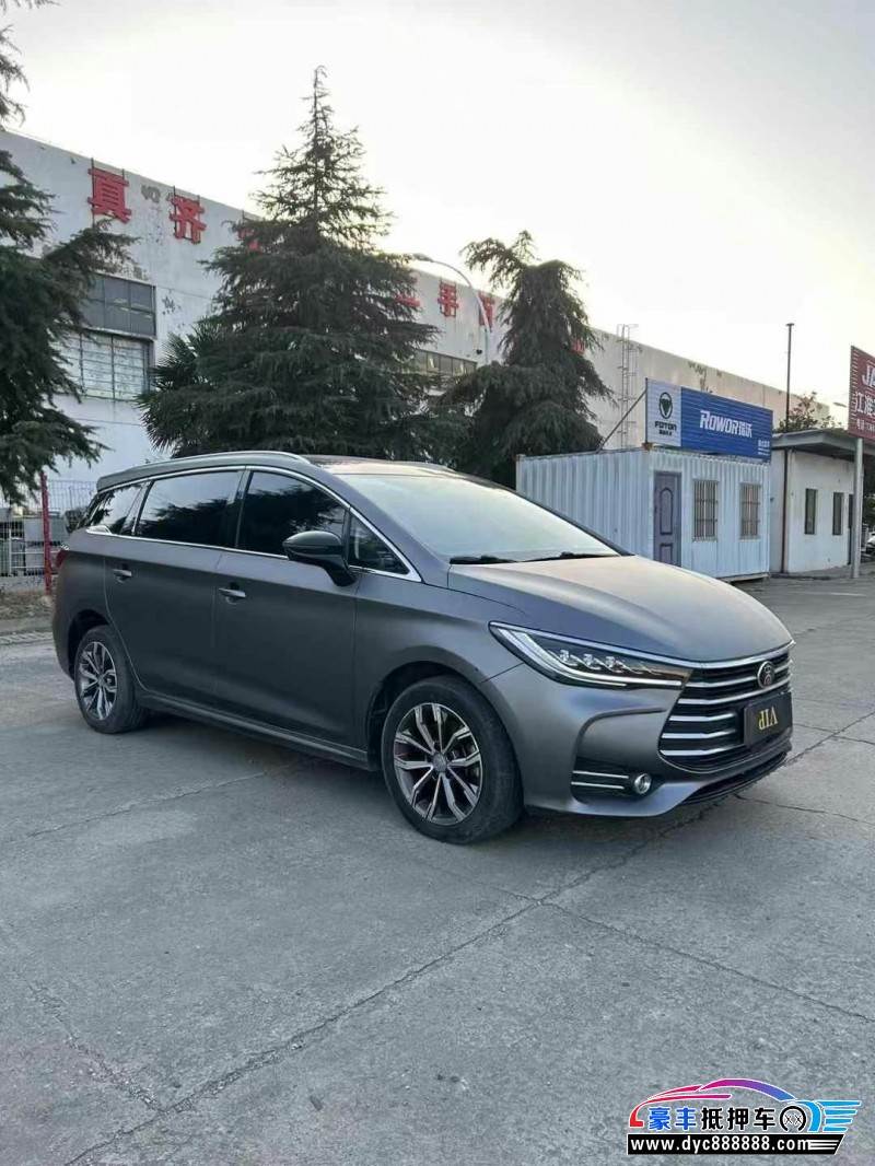 20年比亚迪宋轿车抵押车出售