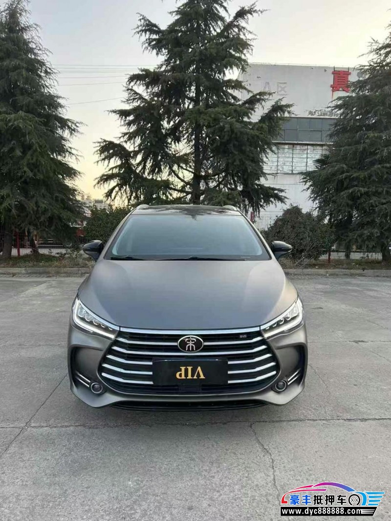 20年比亚迪宋轿车抵押车出售