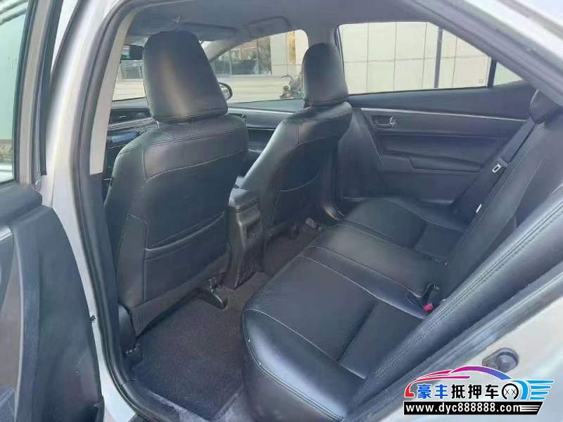 17年丰田卡罗拉轿车抵押车出售