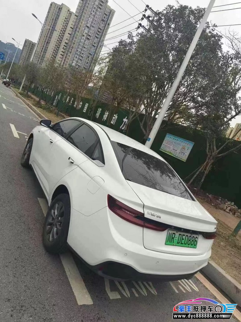 24年吉利几何轿车抵押车出售