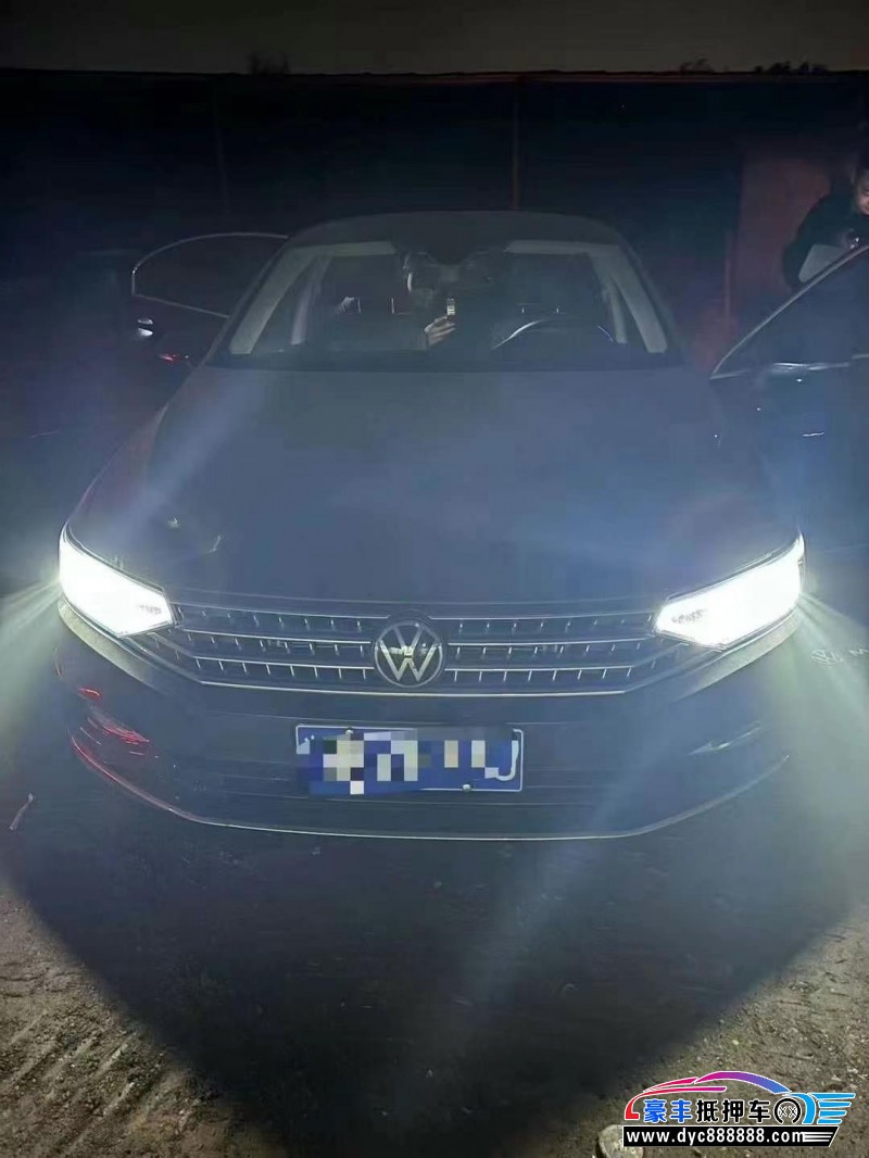 24年大众迈腾轿车抵押车出售