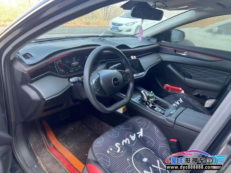 23年东风风神奕炫轿车抵押车出售