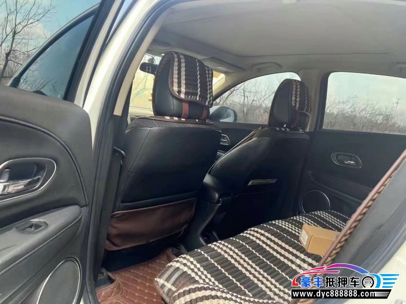 15年本田缤智轿车抵押车出售