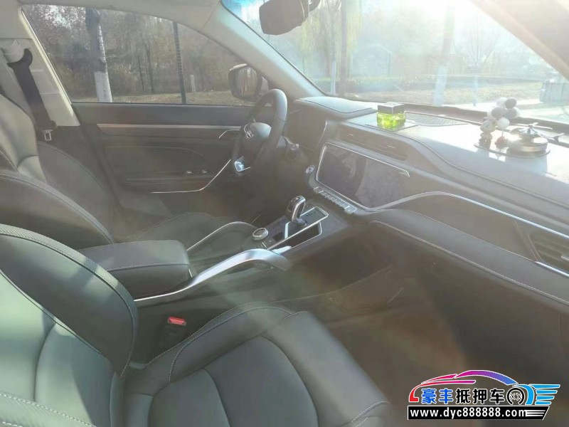 20年吉利博越轿车抵押车出售