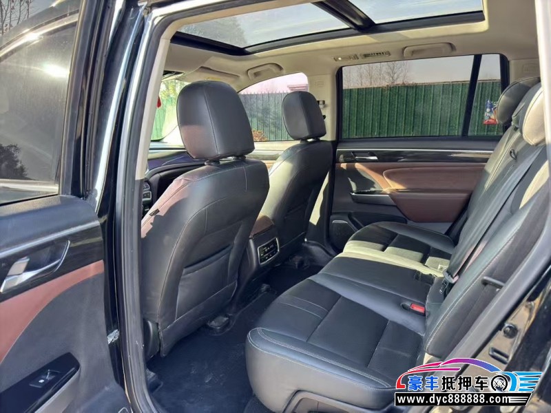 17年传祺GS8轿车抵押车出售