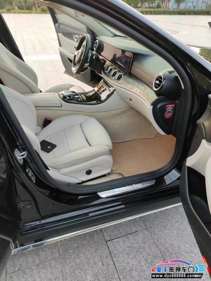 17年奔驰E轿车抵押车出售