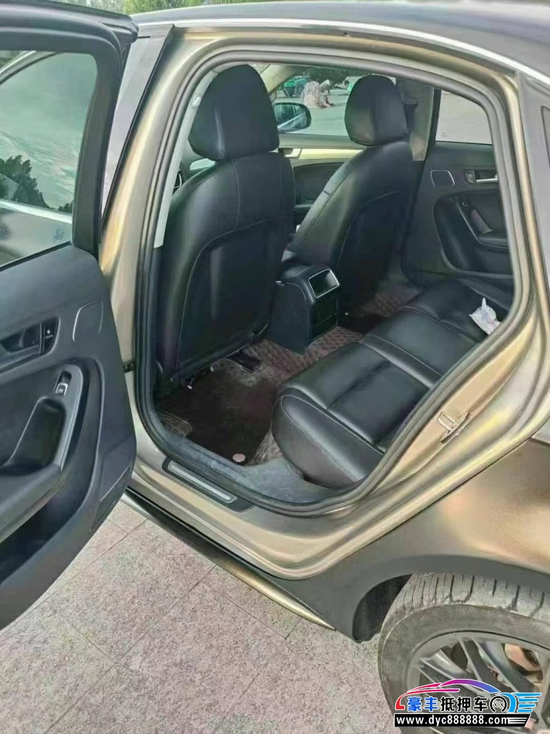 14年奥迪A4L轿车抵押车出售