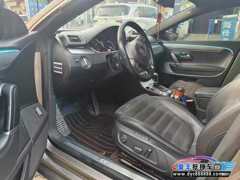 14年大众CC轿车抵押车出售