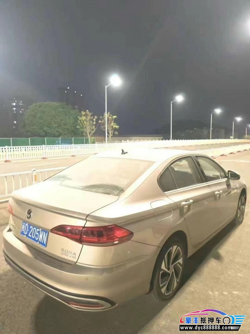 22年大众宝来轿车抵押车出售