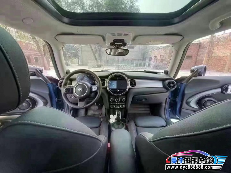 22年宝马MINI轿车抵押车出售