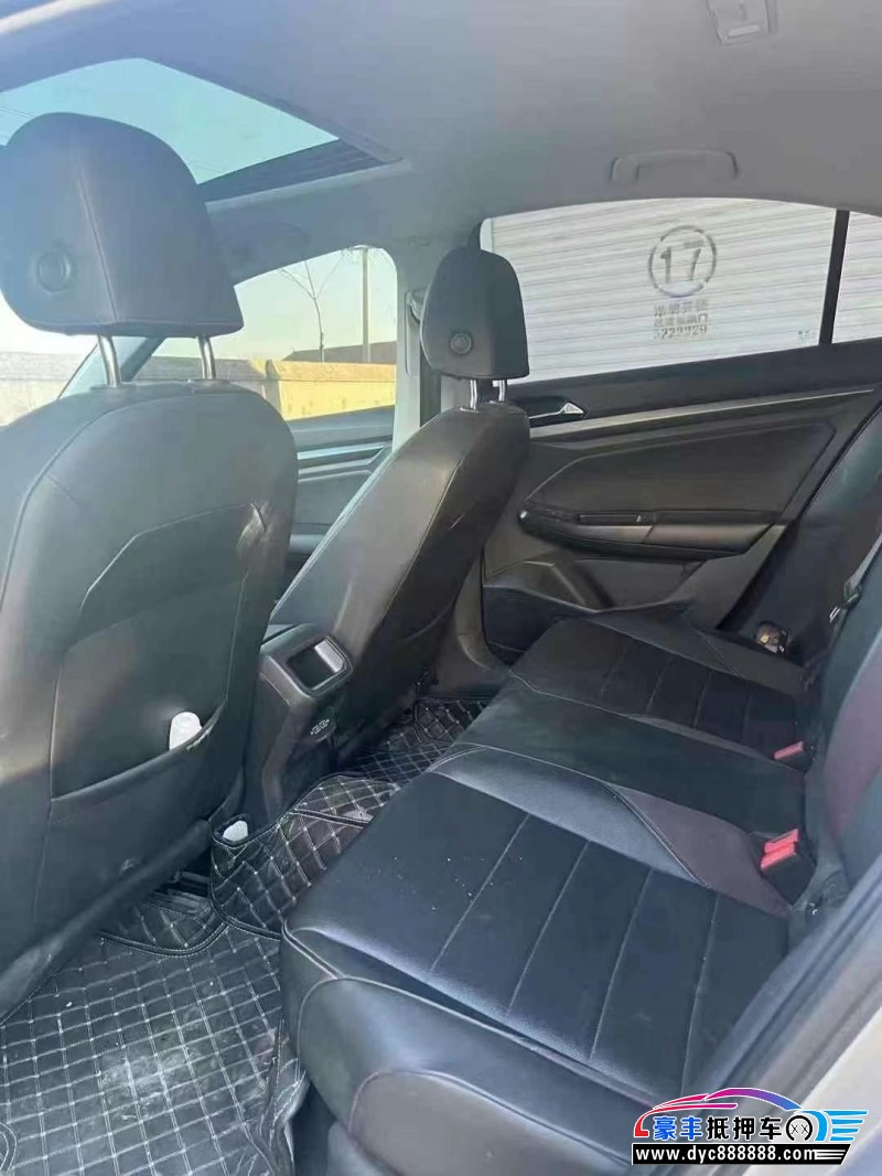 19年大众宝来轿车抵押车出售