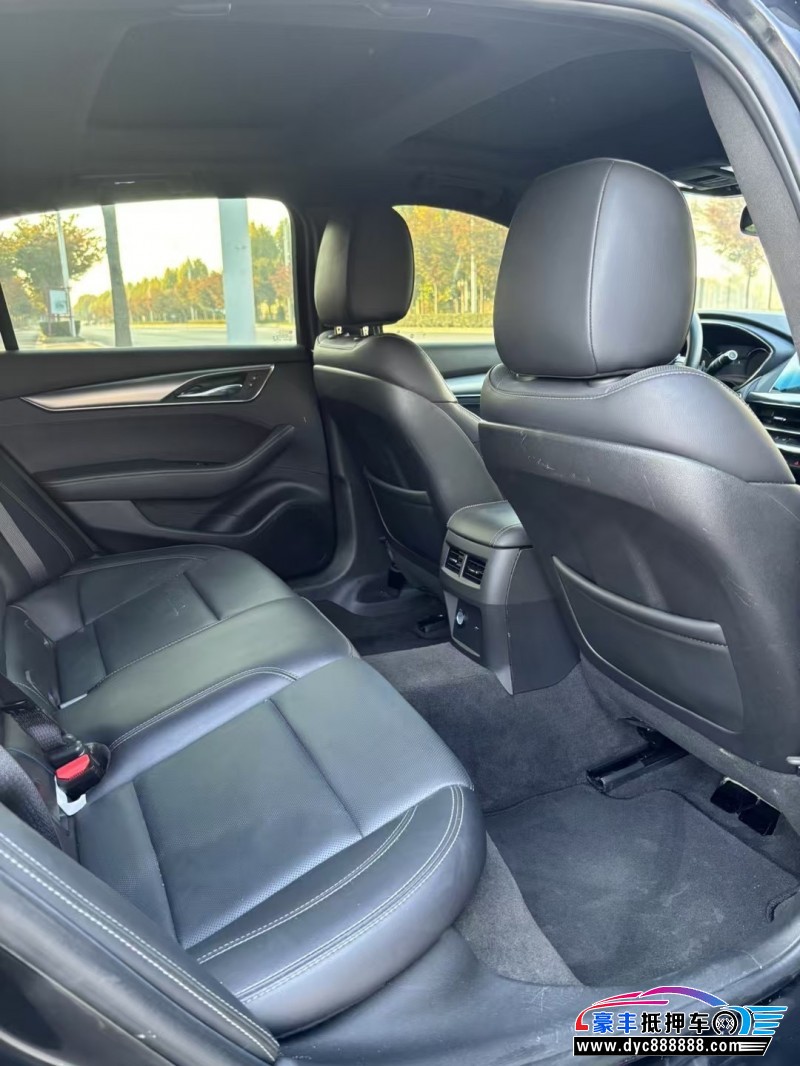 22年凯迪拉克CT5轿车抵押车出售