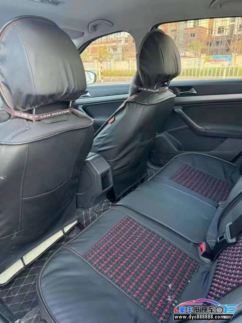 19年大众朗逸轿车抵押车出售