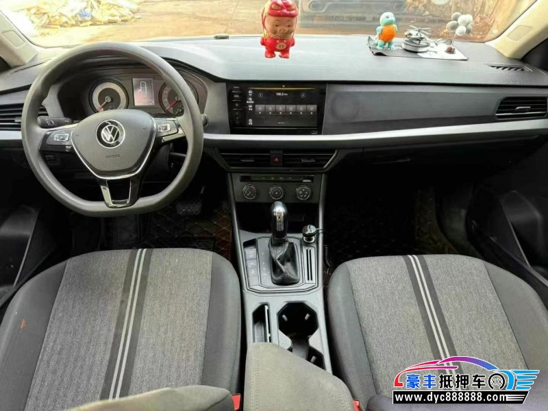 21年大众朗逸轿车抵押车出售