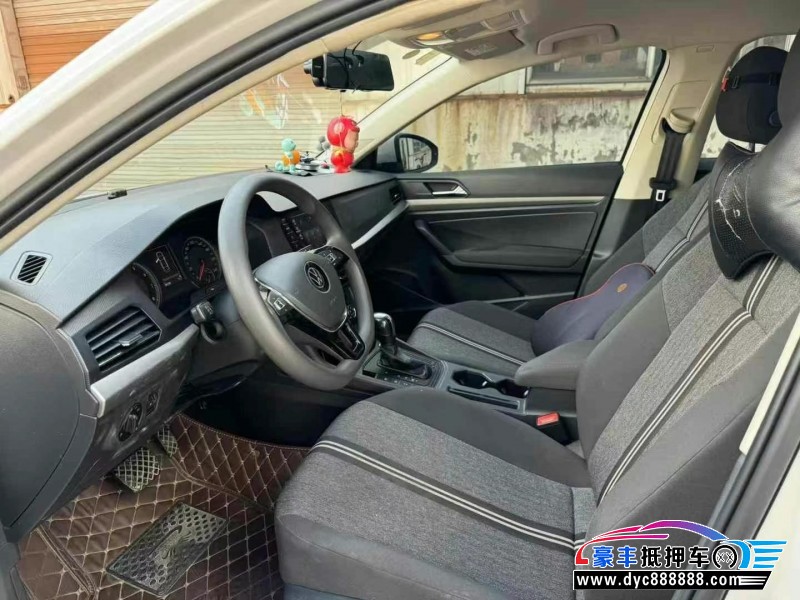 21年大众朗逸轿车抵押车出售