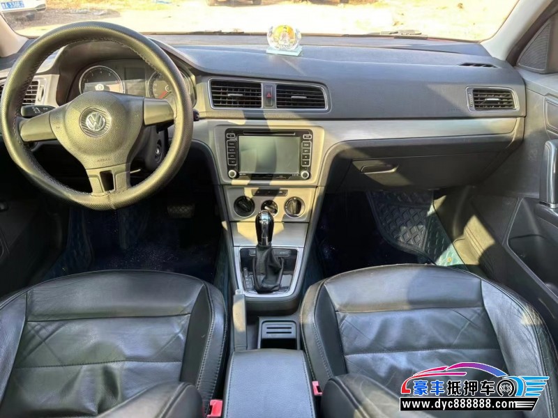 13年大众朗逸轿车抵押车出售