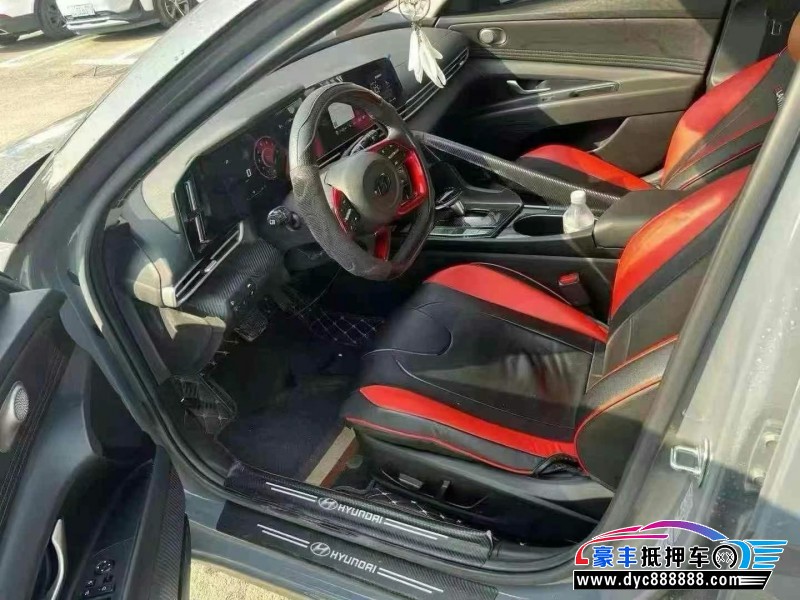 22年现代伊兰特轿车抵押车出售