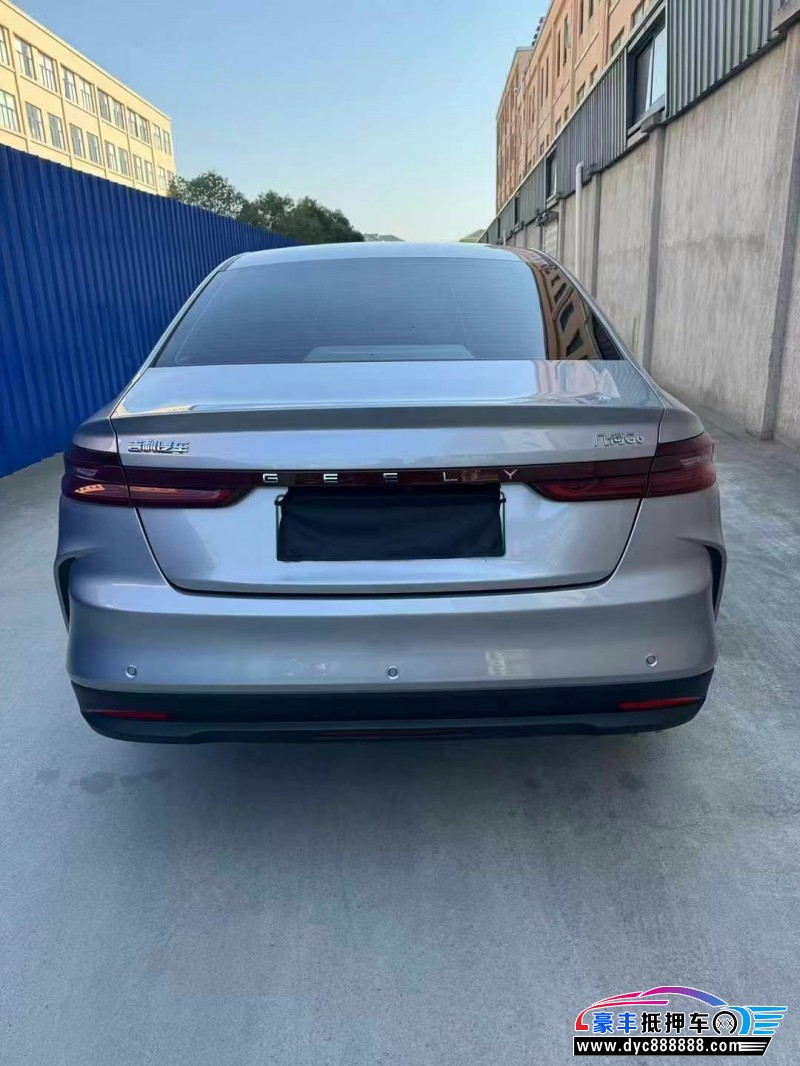 24年吉利几何轿车抵押车出售