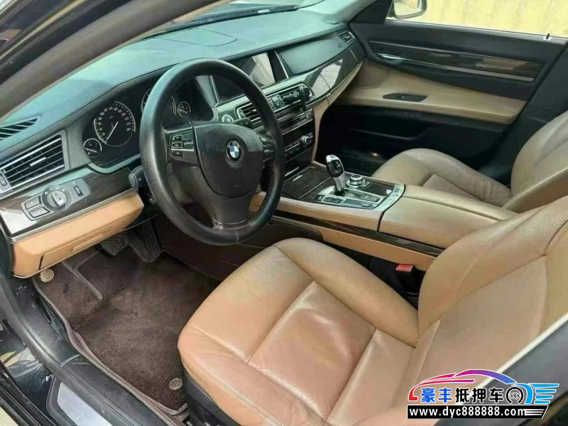 11年宝马7系轿车抵押车出售