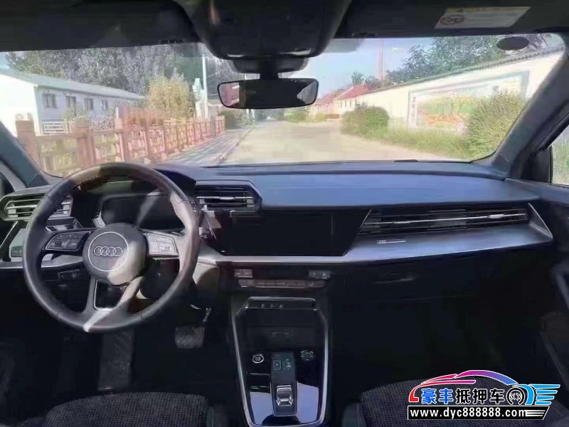 24年奥迪A3轿车抵押车出售