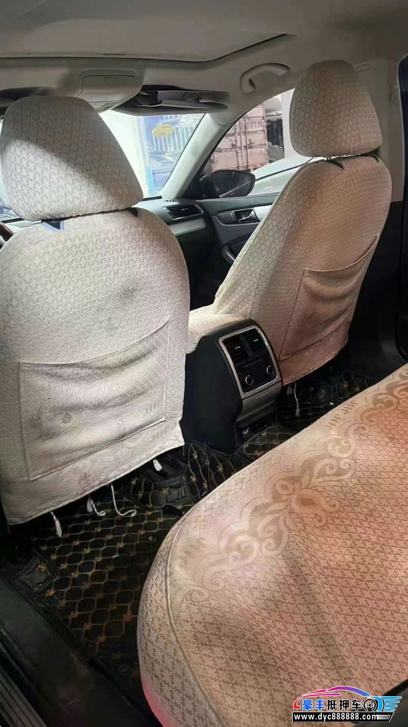 15年大众帕萨特轿车抵押车出售