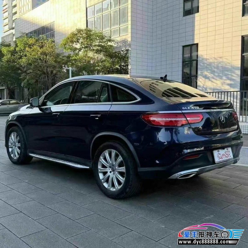 18年奔驰GLE轿车抵押车出售