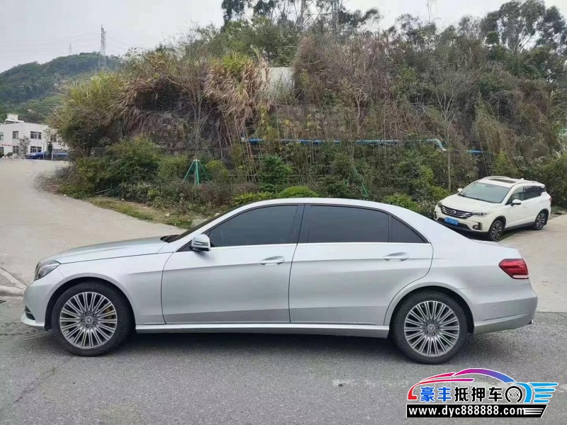 14年奔驰E轿车抵押车出售