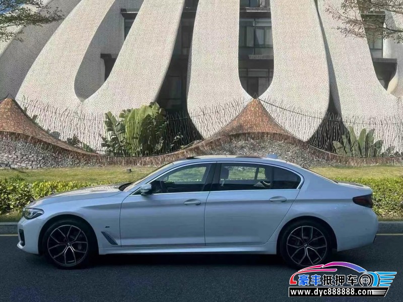 23年宝马5系轿车抵押车出售