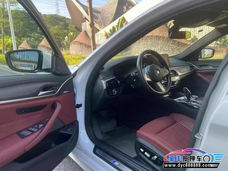 23年宝马5系轿车抵押车出售