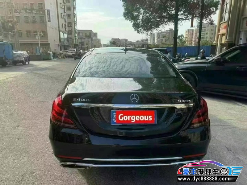 14年奔驰S轿车抵押车出售