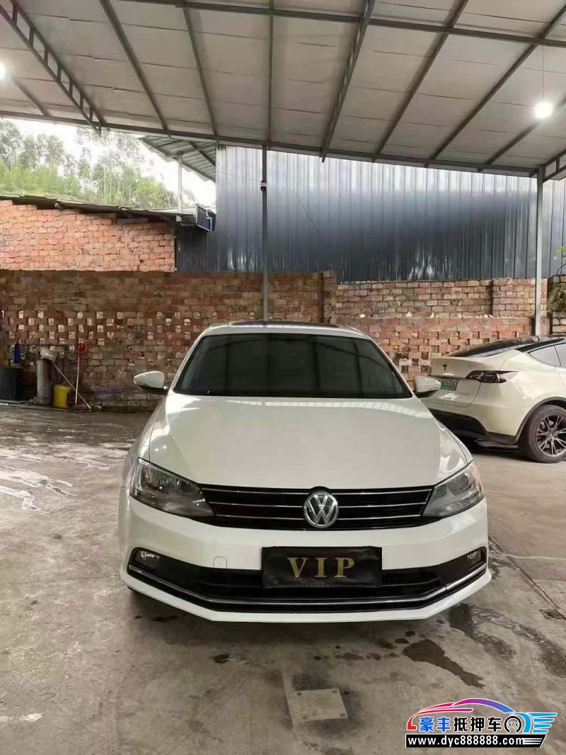 19年大众速腾轿车抵押车出售