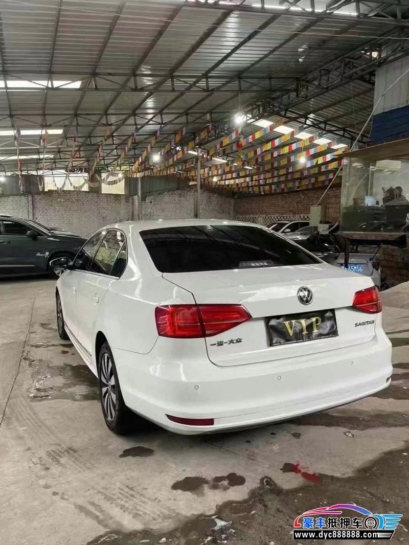 19年大众速腾轿车抵押车出售