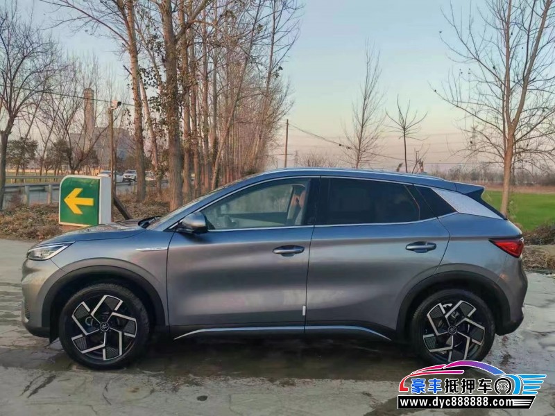 24年比亚迪元轿车抵押车出售