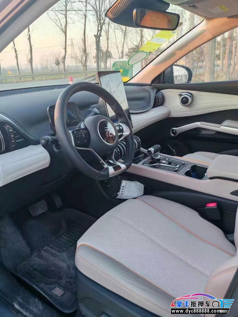 24年比亚迪元轿车抵押车出售