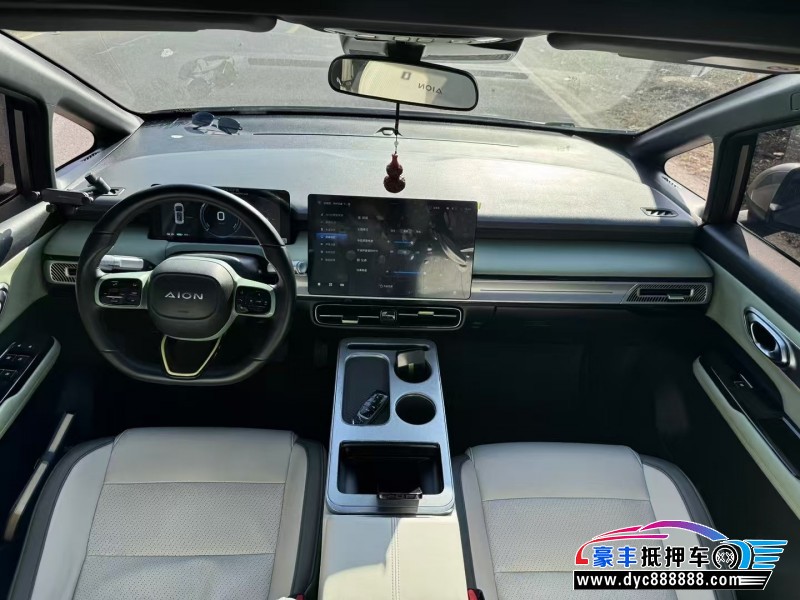 23年埃安Y80轿车抵押车出售