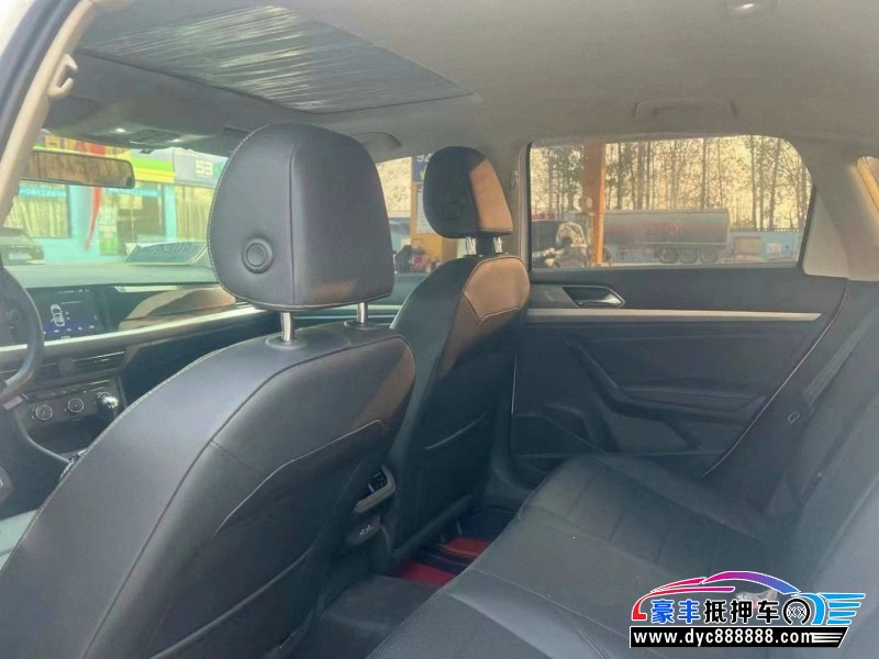 19年大众朗逸轿车抵押车出售