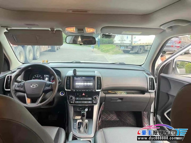 20年现代ix35轿车抵押车出售