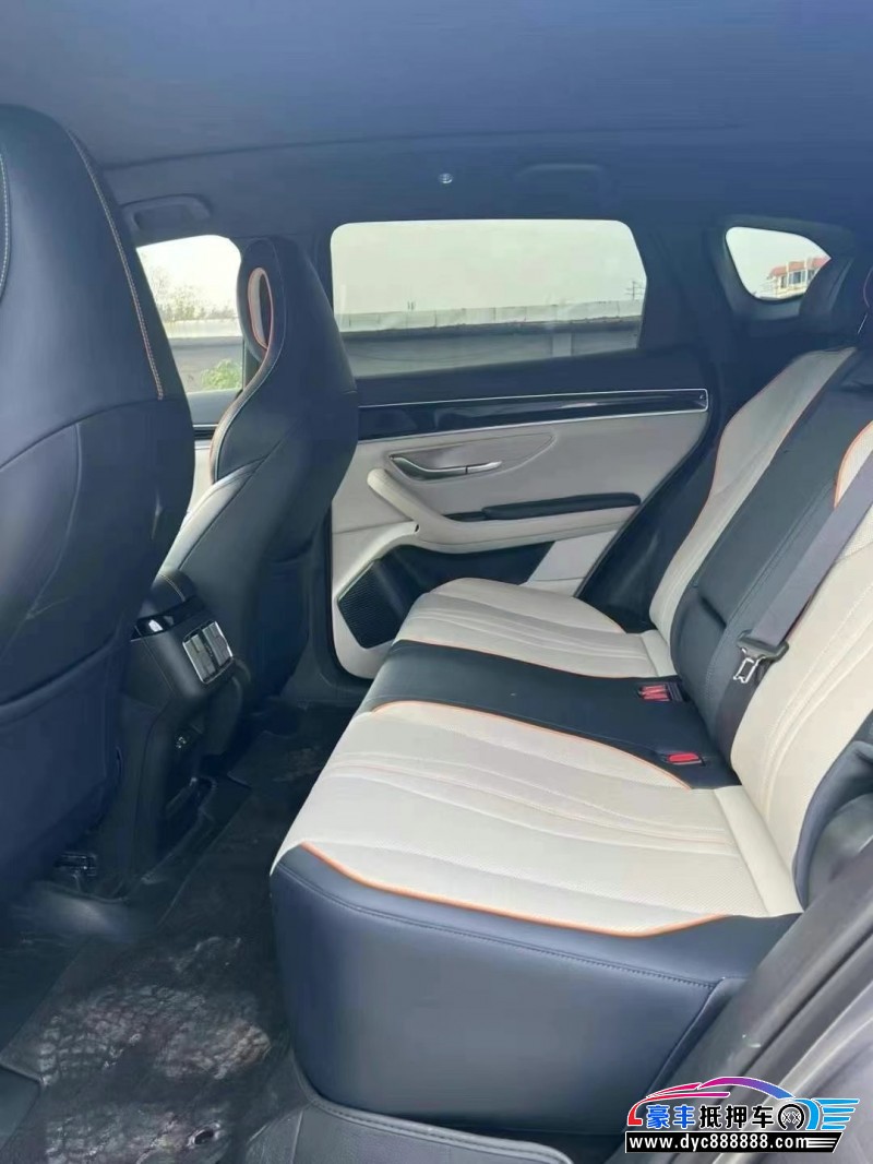 23年比亚迪宋轿车抵押车出售