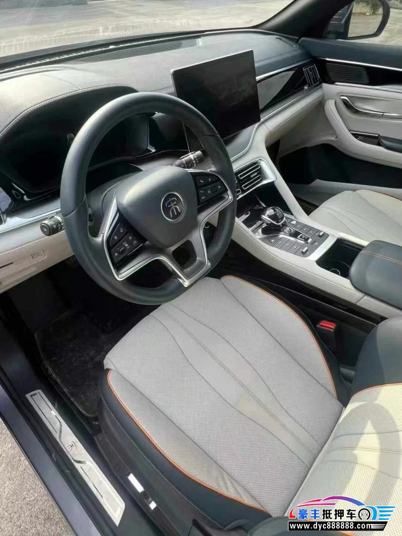 23年比亚迪宋轿车抵押车出售