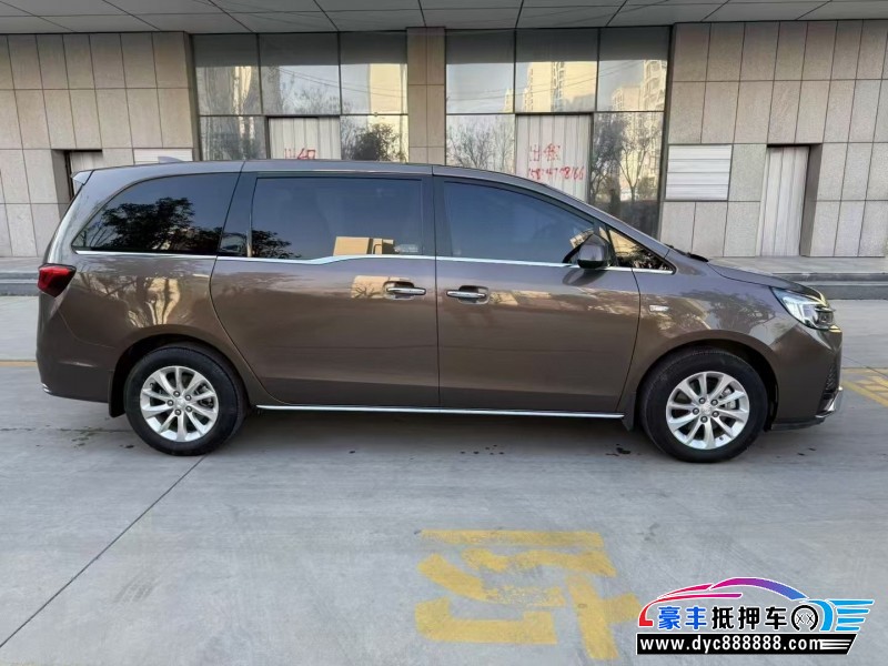 23年别克GL8轿车抵押车出售