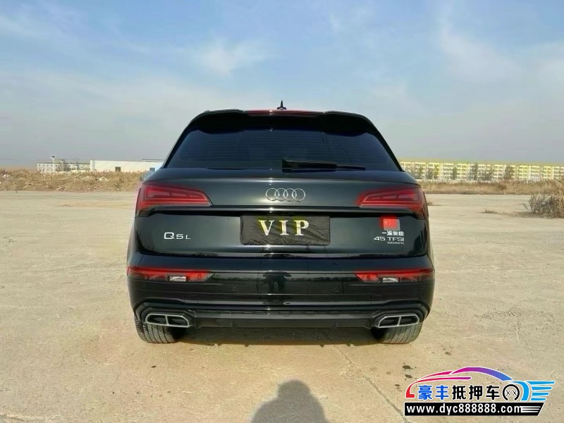 22年奥迪Q5轿车抵押车出售