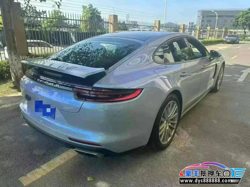 19年保时捷帕纳梅拉轿车抵押车出售