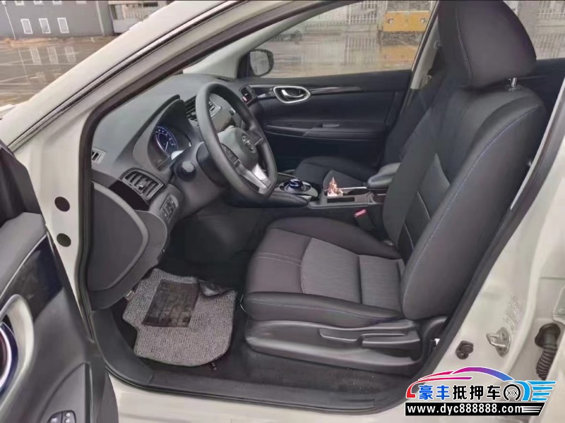 21年日产轩逸轿车抵押车出售