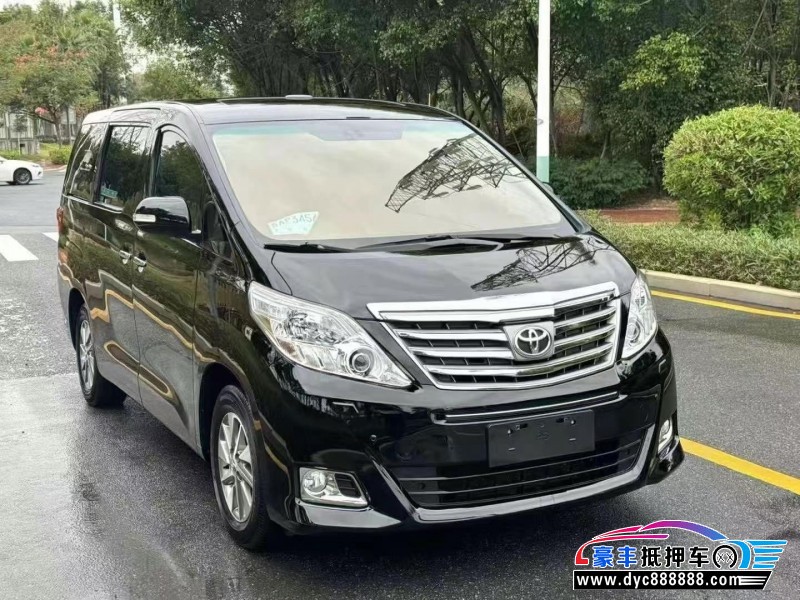 12年丰田埃尔法轿车抵押车出售