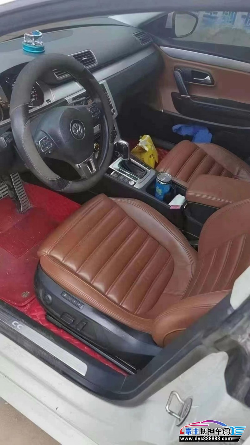 12年大众CC轿车抵押车出售